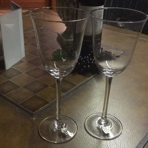 Glasses & charms - Picture 4 of 4